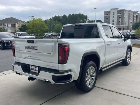 Used 2024 GMC Sierra 1500 Denali w/ Technology Package AWD/4WD image 7