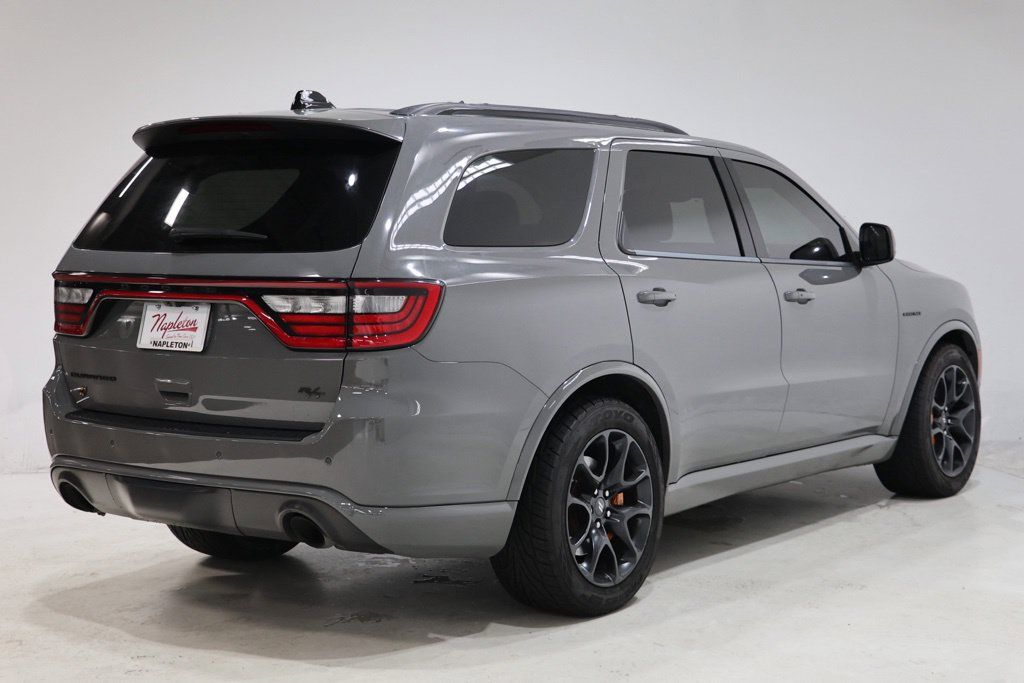 Used 2023 Dodge Durango R/T w/ Hemi Orange Plus Package AWD/4WD image 8