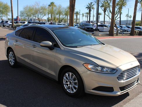 Used 2015 Ford Fusion S image 7