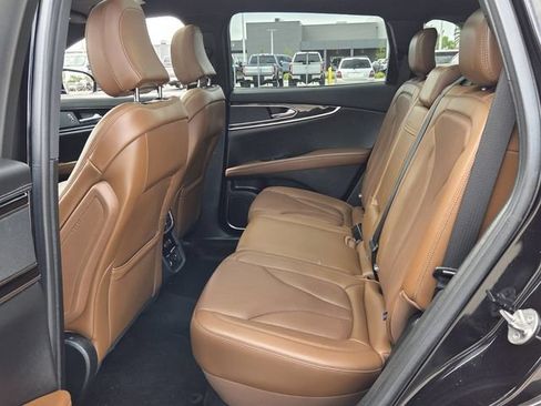 Used 2022 Lincoln Nautilus Reserve FWD image 13