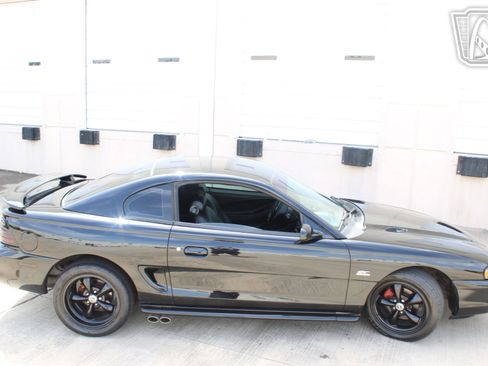 Used 1994 Ford Mustang GT RWD image 29