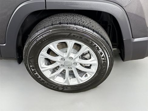 Used 2022 Jeep Cherokee Latitude Lux image 34