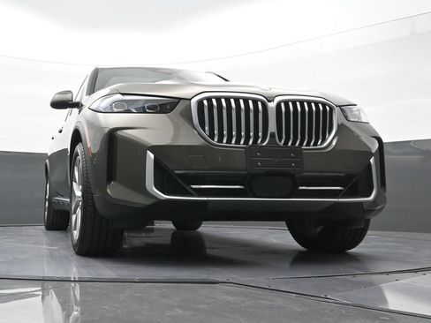 Used 2026 BMW X5 xDrive40i w/ Premium Package AWD/4WD image 22