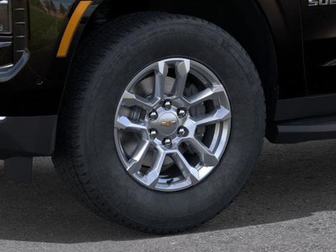 New 2026 Chevrolet Suburban LS AWD/4WD image 9
