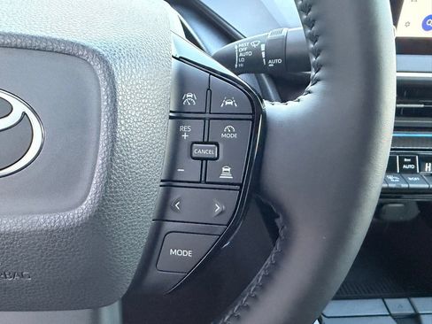 New 2026 Toyota Prius XLE image 13