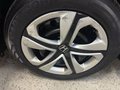 Used 2016 Honda Civic LX image 32