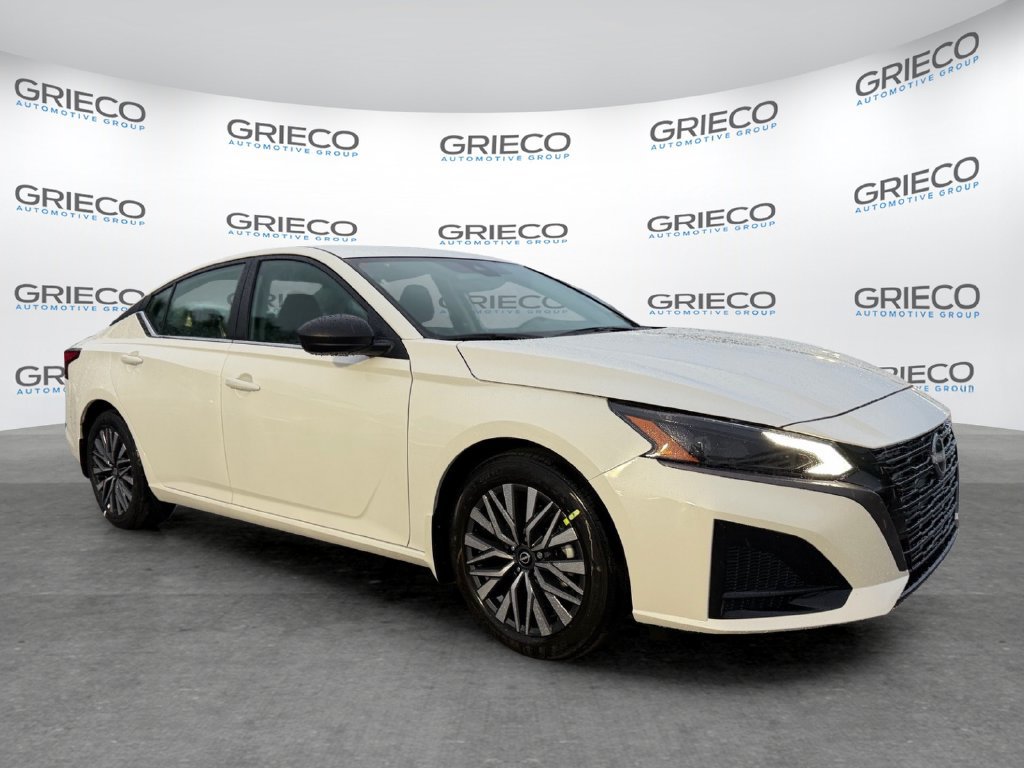 New 2026 Nissan Altima 2.5 SV FWD image 1