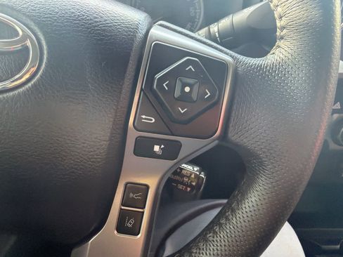 Used 2021 Toyota Tacoma SR5 image 22