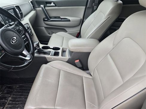 Used 2017 Kia Sportage EX w/ EX Premium Package image 14
