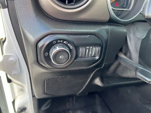 Used 2021 Jeep Wrangler Unlimited Sport AWD/4WD image 19
