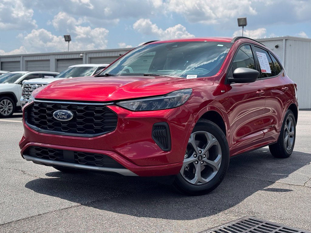 Used 2024 Ford Escape ST-Line w/ Tech Pack #1 FWD image 6