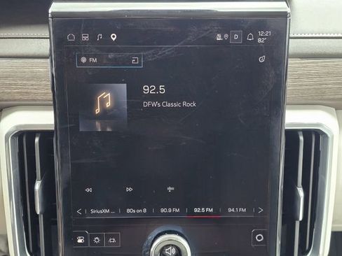 Used 2024 GMC Acadia Denali FWD image 16
