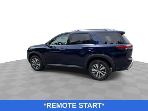 Used 2023 Nissan Pathfinder SL AWD/4WD image 7