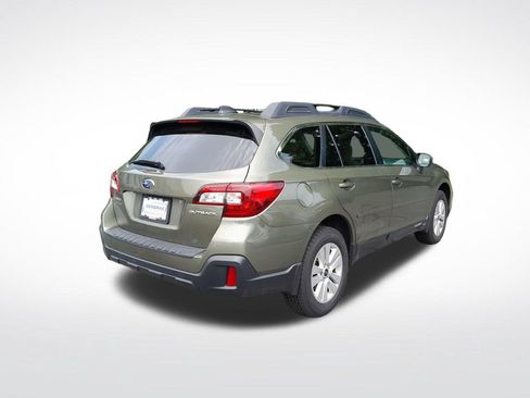 Used 2019 Subaru Outback 2.5i Premium AWD/4WD image 8