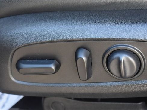 Certified 2019 GMC Acadia SLT image 25