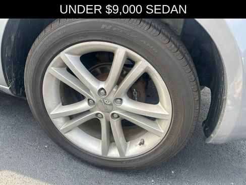 Used 2014 Dodge Avenger SXT w/ Sun/Sound Group FWD image 13
