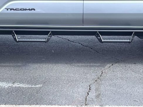 Used 2024 Toyota Tacoma TRD Sport image 20