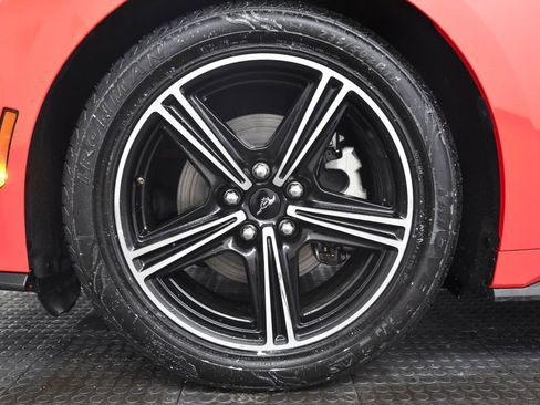 Used 2024 Ford Mustang Premium image 8