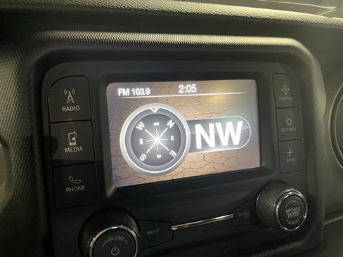 Used 2021 Jeep Wrangler Unlimited Sport image 30