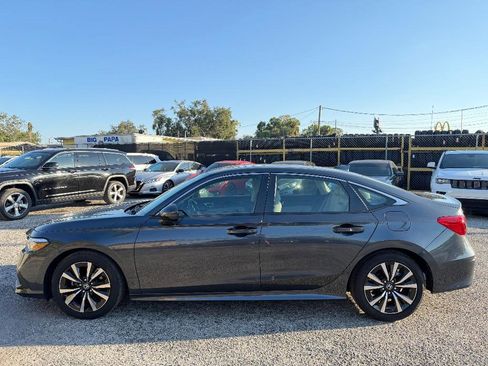 Used 2024 Honda Civic EX image 8