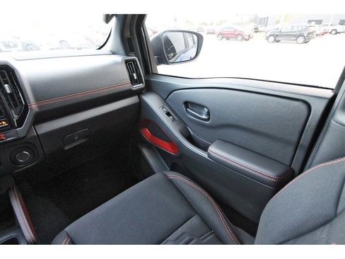 New 2026 Nissan Frontier Pro-X image 8