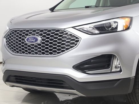 Used 2024 Ford Edge SEL w/ Convenience Package image 50