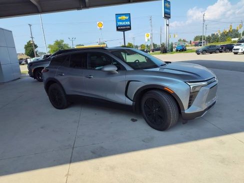 New 2025 Chevrolet Blazer EV LT AWD/4WD image 5