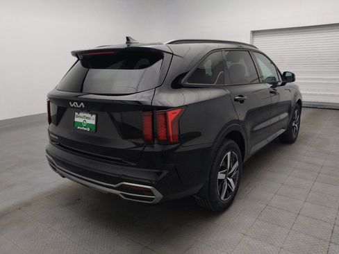 Used 2023 Kia Sorento S FWD image 9