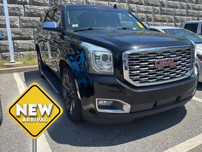 Used 2019 GMC Yukon Denali w/ Denali Ultimate Black Edition
