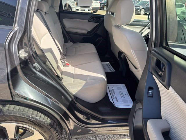 Used 2017 Subaru Forester 2.5i Premium w/ All-Weather Package AWD/4WD image 17