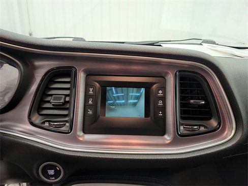 Used 2017 Dodge Challenger R/T w/ Blacktop Package image 22