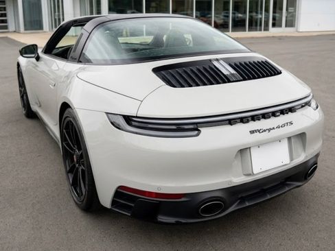 Used 2022 Porsche 911 Targa 4 GTS AWD/4WD image 3