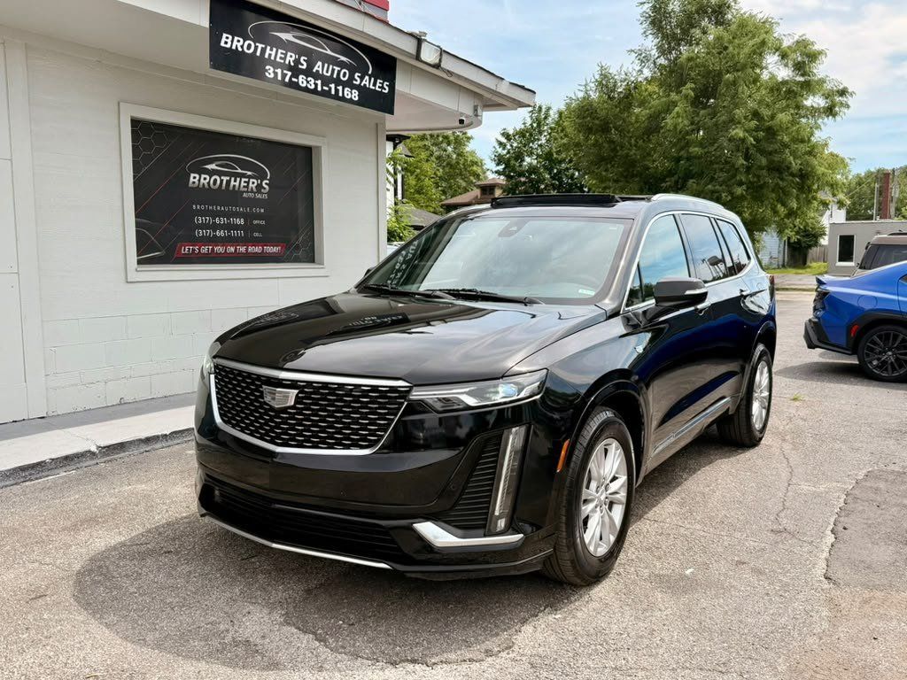 Used 2022 Cadillac XT6 Premium Luxury AWD/4WD image 1