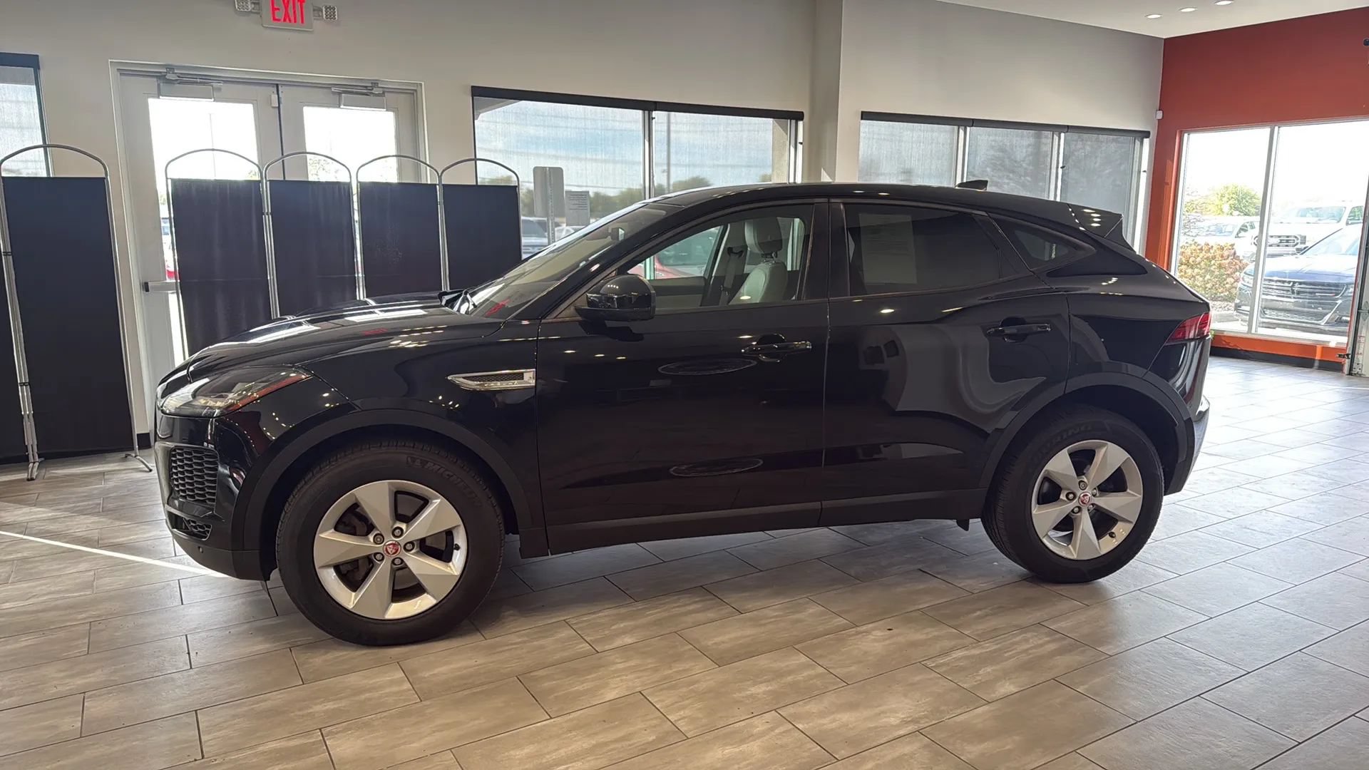 Used 2020 Jaguar E-PACE AWD/4WD image 4