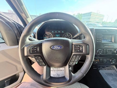 Used 2017 Ford F150 XLT AWD/4WD image 14