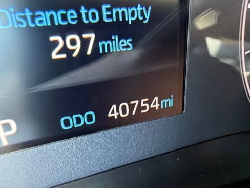 Used 2024 Toyota Corolla LE FWD image 38