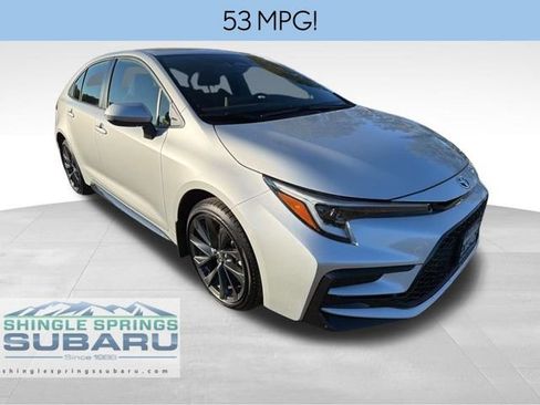 Used 2024 Toyota Corolla SE image 1