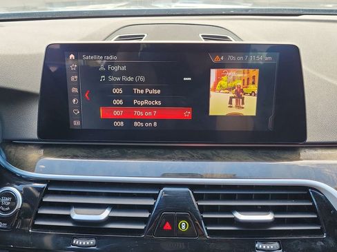 Used 2019 BMW 540i w/ Executive Package image 19