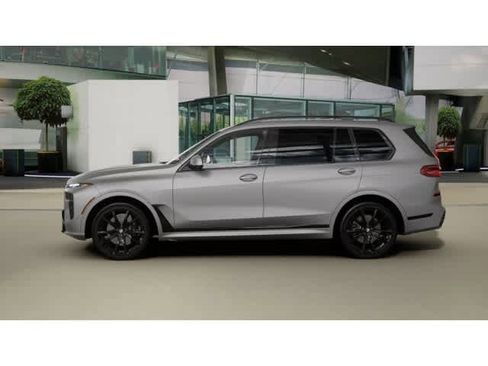 New 2027 BMW X7 xDrive40i image 4