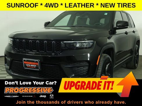 Used 2023 Jeep Grand Cherokee Altitude AWD/4WD image 1
