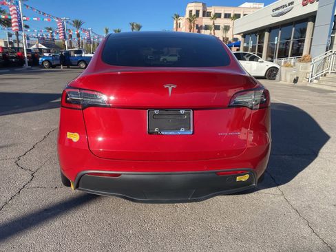 Used 2021 Tesla Model Y Long Range image 8