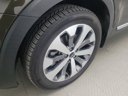 Used 2022 Kia Telluride S AWD/4WD image 31