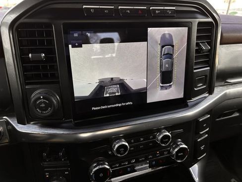 Used 2022 Ford F150 Lariat image 17