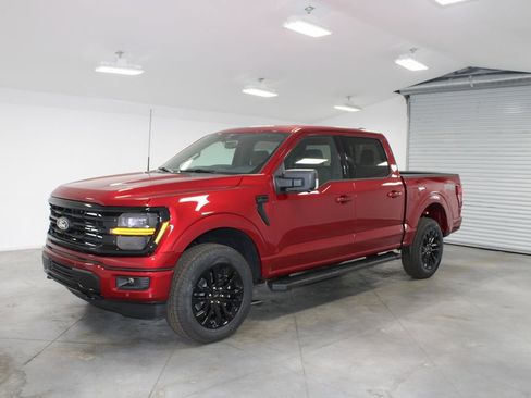 New 2026 Ford F150 XLT image 3