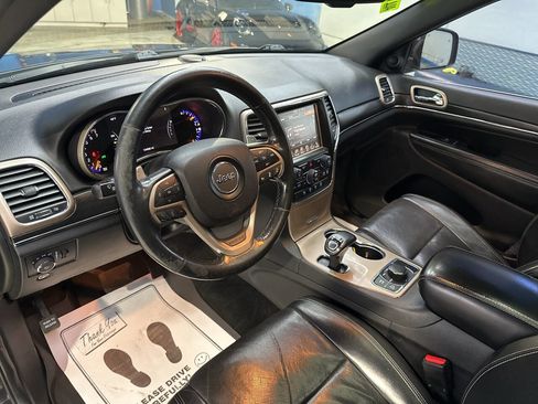Used 2015 Jeep Grand Cherokee Limited w/ Luxury Group II image 20