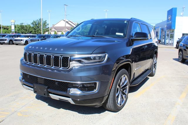 Used 2023 Jeep Wagoneer Series II w/ Premium Group I AWD/4WD image 1