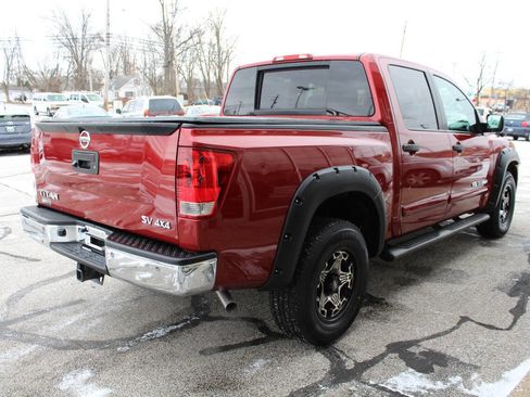 Used 2014 Nissan Titan SV w/ SV Value Truck Package image 9