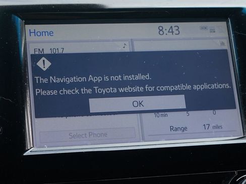 Used 2019 Toyota Camry SE w/ Carpet Mat Package FWD image 27
