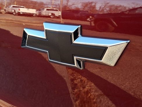 Used 2023 Chevrolet TrailBlazer RS image 34