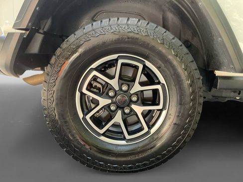 Used 2026 Jeep Wrangler Unlimited Rubicon AWD/4WD image 10
